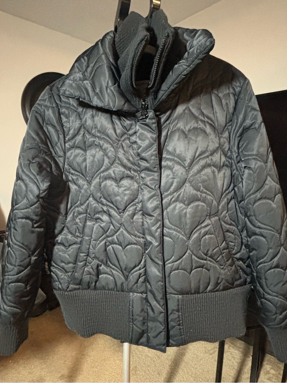 Old Navy Black Quilted Heart-Pattern Puffer Jacket